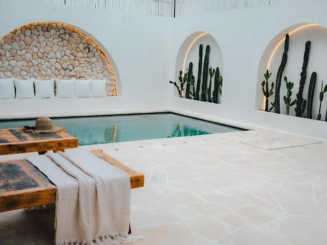 Olivara Bali Luxury Mediterranean 3br Pool Villa *