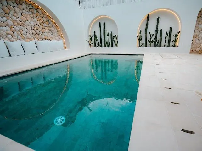 Villa Olivara Bali Luxury Mediterranean 3br Pool Seminyak (Bali)